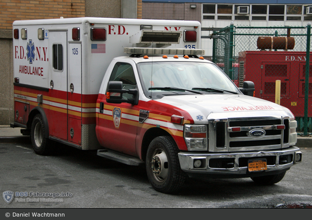 FDNY - EMS - Ambulance 135 - RTW