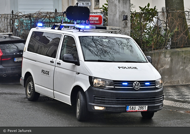 Praha - Policie - 5AU 2861 - MZF