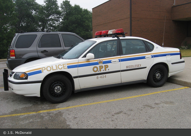 Ontario - Provincial Police - 06-424