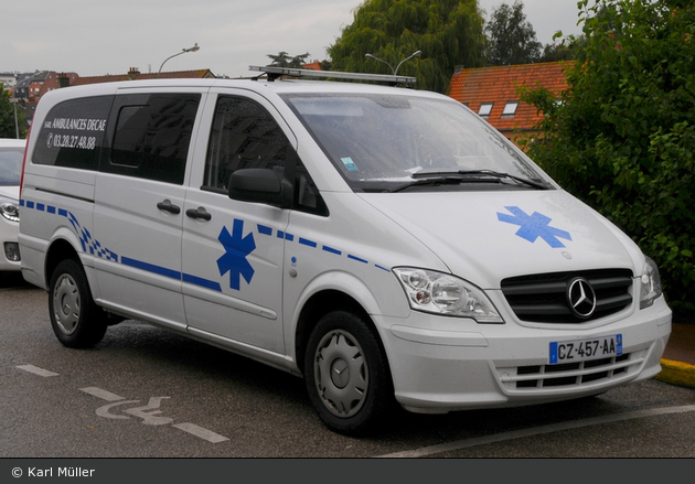 Dunkerque - Ambulances Decae - KTW