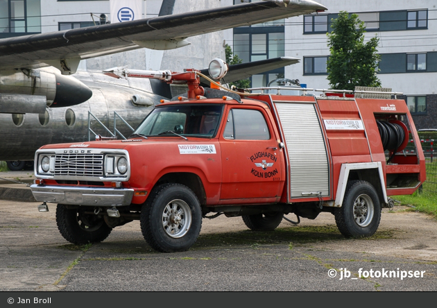 Dodge W 300 FF - Flughafen Köln/ Bonn - Rapid Intervention Vehicle