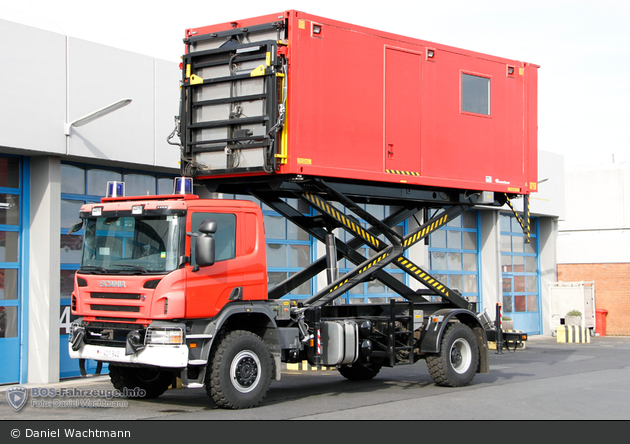 Köln-Wahn - Feuerwehr - Großraumretter