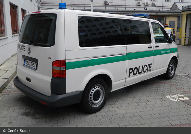 Brno - Policie - Kontrollstellenfahrzeug - 4B4 5687