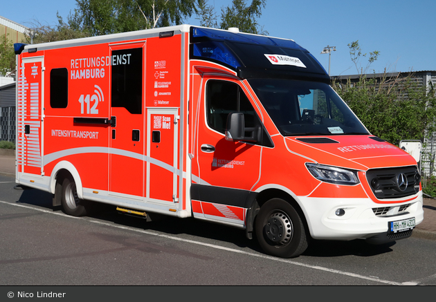 Johannes Hamburg ITW (HH-MH 4312)
