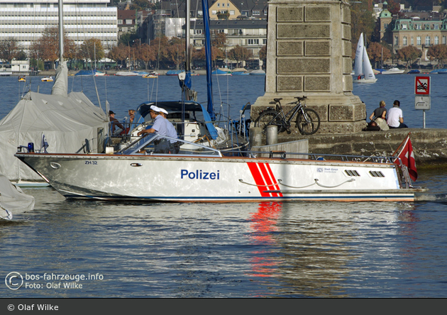 Zürich - StaPo - Wasserschutzpolizei - Patrouillenschiff - P2 (a.D.)