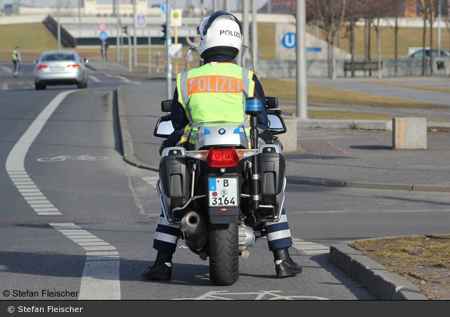 B-3164 - BMW R 900 RT - Krad