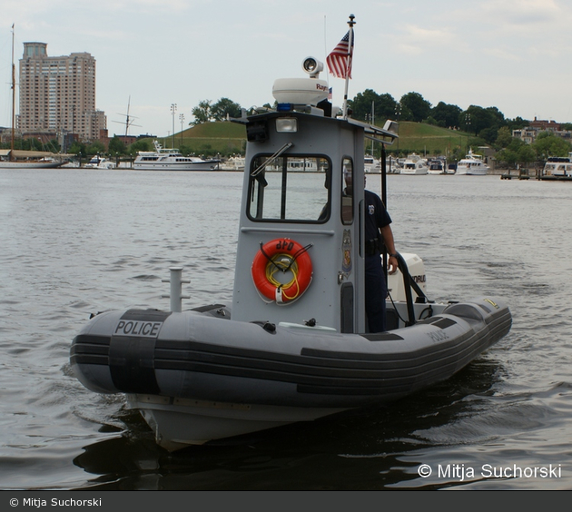 Baltimore - Police - Streifenboot