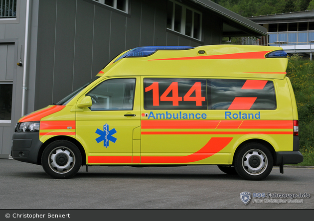 Boudevilliers - Ambulances Roland - KTW - Roland 406