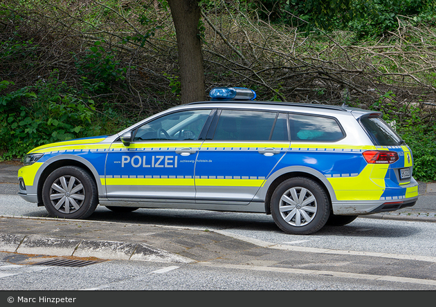SH-33228 - VW Passat Variant - FuStW
