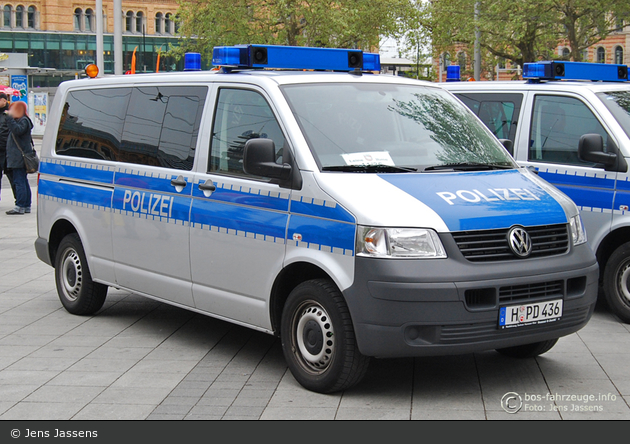 Hannover - VW T5 - FuStW