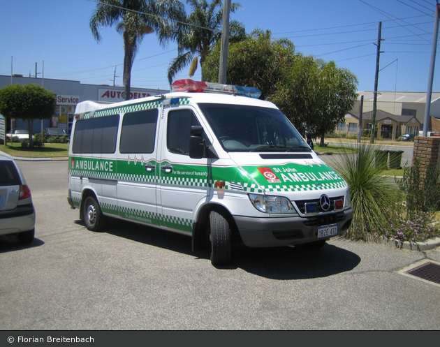 Perth - St. John Ambulance - RTW - 53