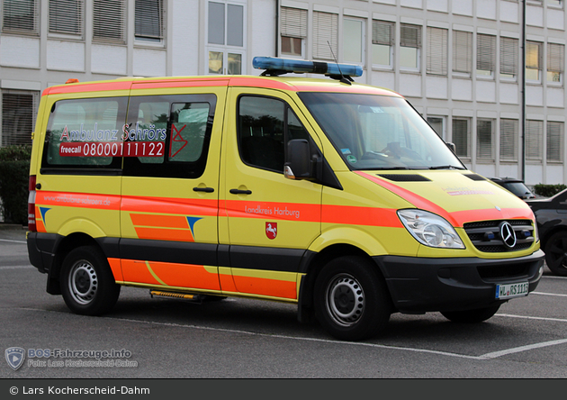 Rettung Harburg Ambulanz Schrörs 06-21