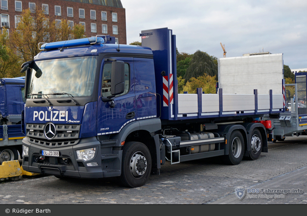 OL-ZD 388 - MB Arocs 2543 - WLF