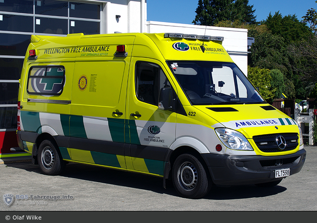 Masterton - Wellington Free Ambulance - RTW - 422 (a.D.)