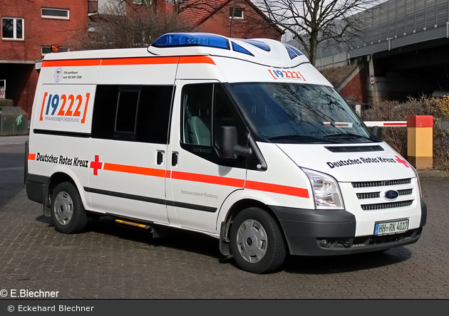 Rotkreuz Hamburg KTW 47/85-05 (HH-RK 4017) (a.D.)