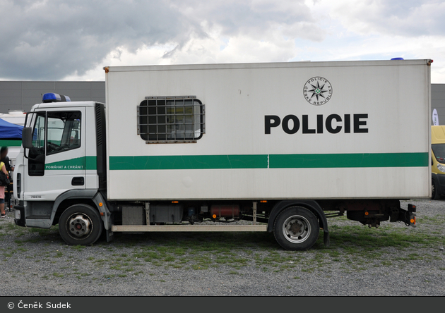 Praha - Policie - 1A5 7516 - GefKw
