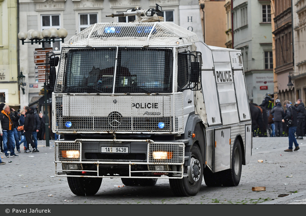 Praha - Policie - 1A1 9438 - WaWe (2020, mit entfernter Bauchbinde)