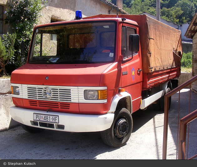 Pazin - Javna Vatrogasna Postrojba - LKW