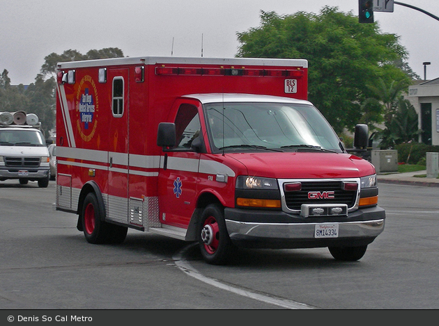 San Diego - SDFD - Medic 012