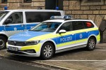 HB-7036 - VW Passat Variant - FuStW