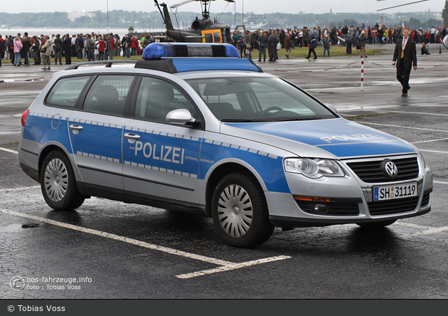 Kiel - VW Passat Variant - FuStw