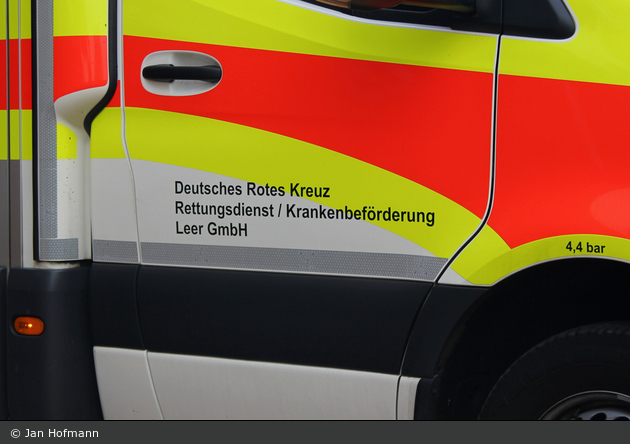 Rotkreuz Leer 44/83-01