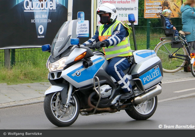 B-3011 - BMW R 1200 RT - Krad