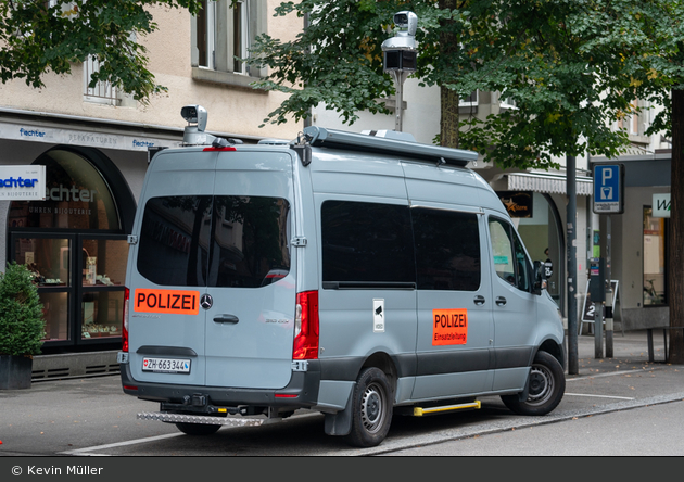 Zürich - StaPo - Ordnungspolizei - Mobile Einsatzzentrale