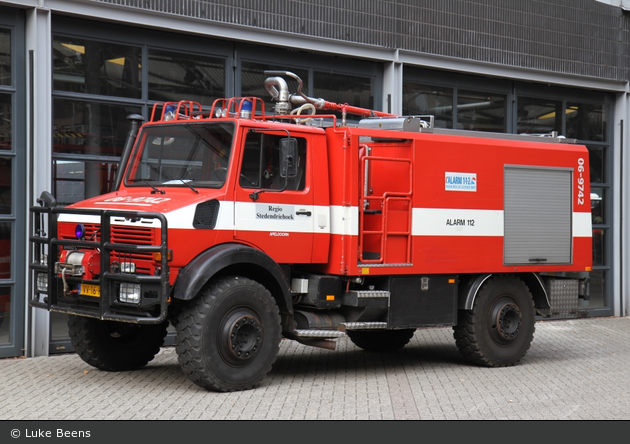 Apeldoorn - Brandweer - TLF-W - 06-9742 (a.D.)