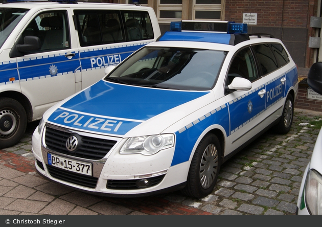 BP15-377 - VW Passat Variant - FuStW