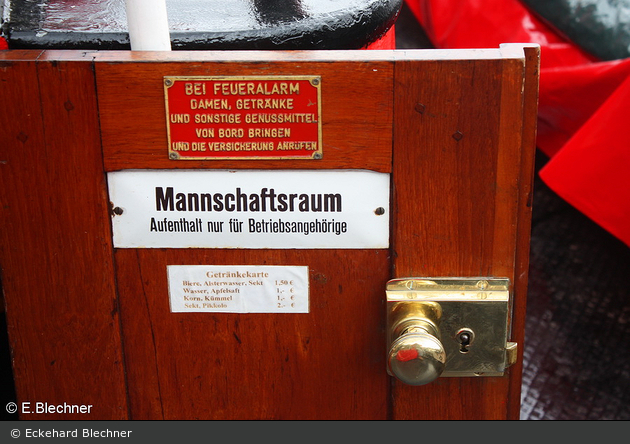 Hamburger Feuerwehrhistoriker Löschboot "Feuerwehr IV" (a.D.)