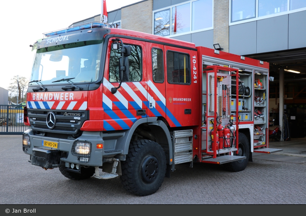 Bergen - Brandweer - HLF - 10-4241