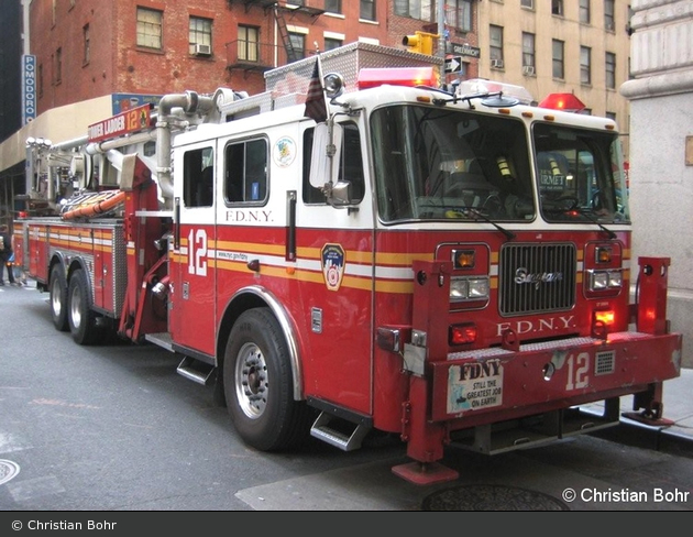 FDNY - Manhattan - Ladder 012