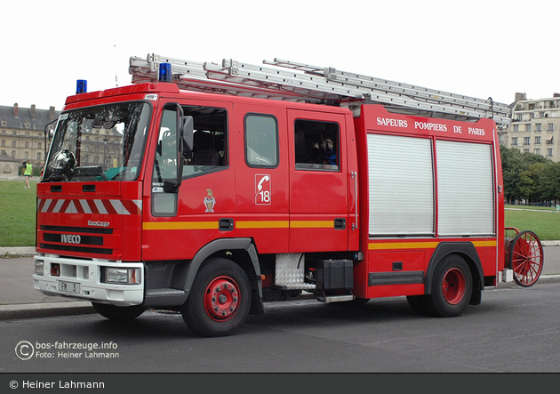 Paris - Sapeurs-Pompiers - TLF - FM 3