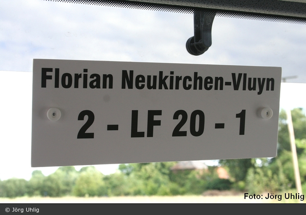 Florian Neukirchen-Vluyn 02 LF20 01