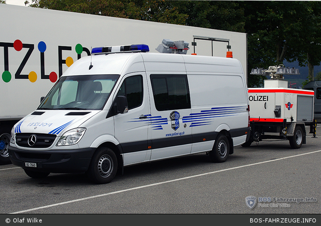 Aarau - KaPo Aargau - Signalisationsfahrzeug - WY-02 4502