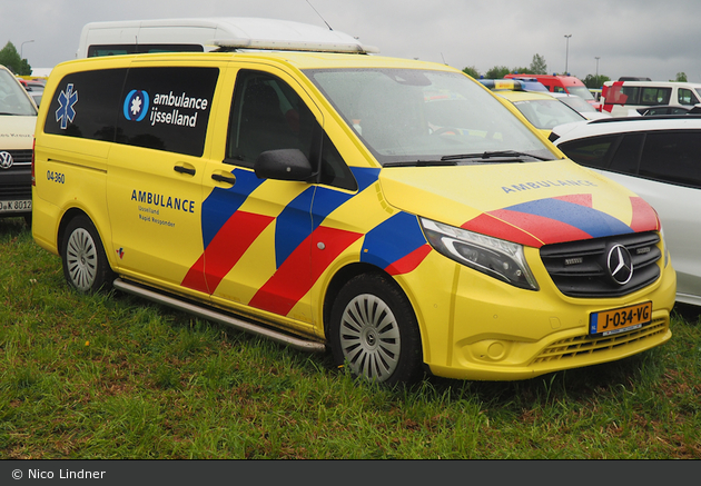 Zwolle - Ambulance IJsselland - RR - 04-360