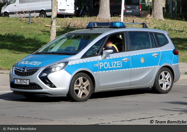 B-30942 - Opel Zafira Tourer - FuStW