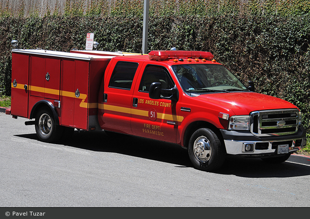 Universal City - Los Angeles County Fire Department - Squad 051 (a.D.)