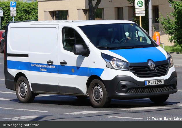 B-31395 - Renault Trafic - leLKW