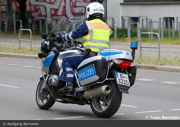 B-3220 - BMW R 1200 RT - Krad