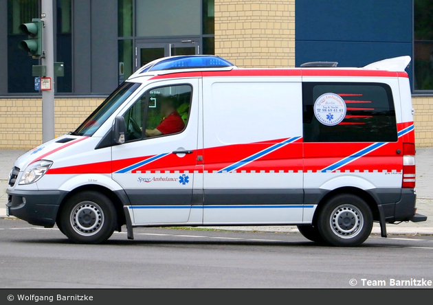 Krankentransport Spree Ambulance - KTW (B-SP 2455)