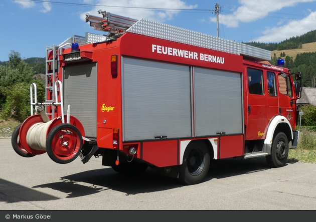 Florian Bernau 01/44