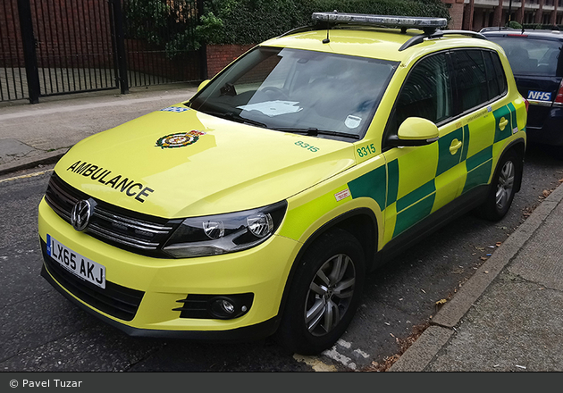 London - London Ambulance Service (NHS) - RRV - 8315