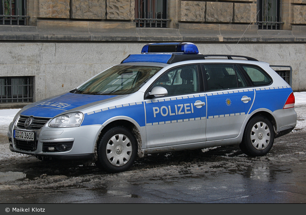 Dresden - VW Golf Variant - FuStW