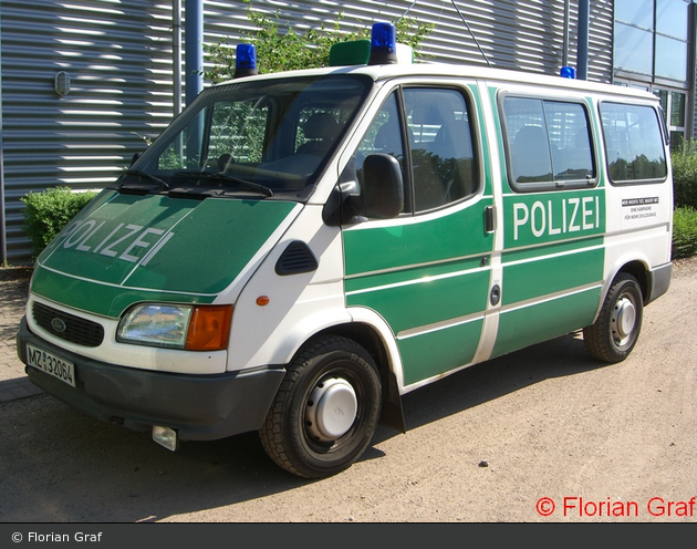 Ludwigshafen - Ford Transit - HGruKW (a.D.)
