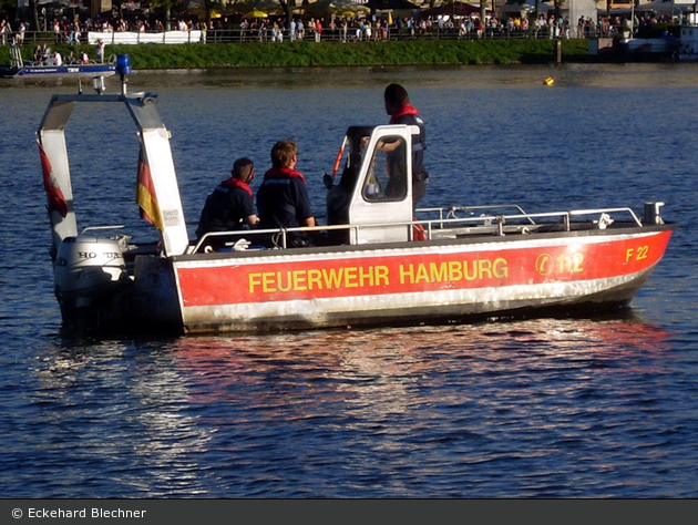 Florian Hamburg 22 Kleinboot