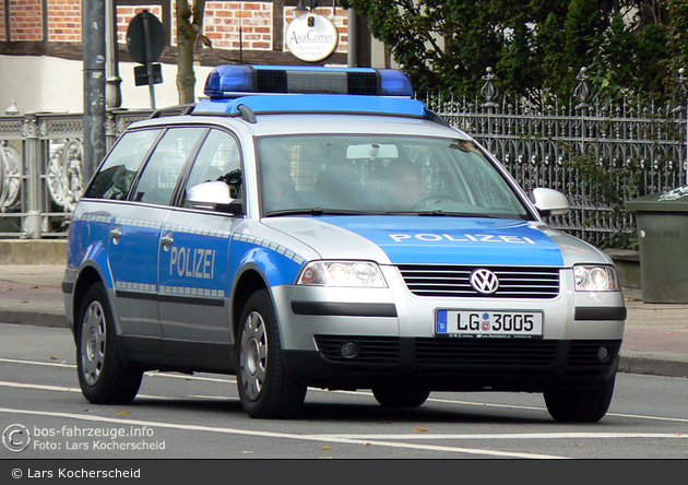 Lüneburg - VW Passat Variant - FuStW