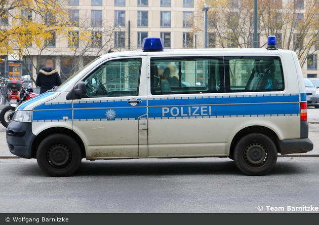 BP27-445 - VW T5 - HGruKW