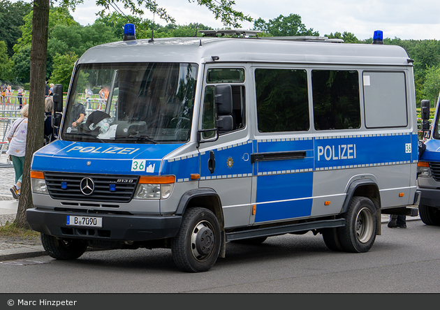B-7090 - MB Vario 813 D - GruKW